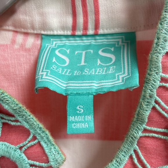 SAIL TO SABLE STS Sleeveless Embroidered V-Neck Dress Pink/White Stripe Small - Picture 5 of 6